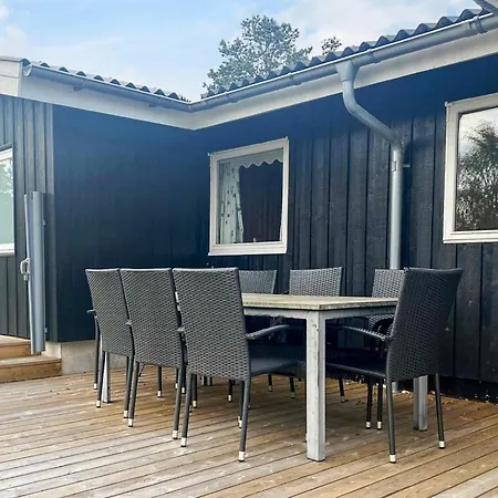 8 Person In Sæby