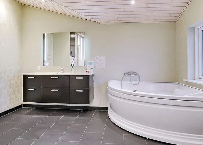 8 Person In Dom wakacyjny Sæby