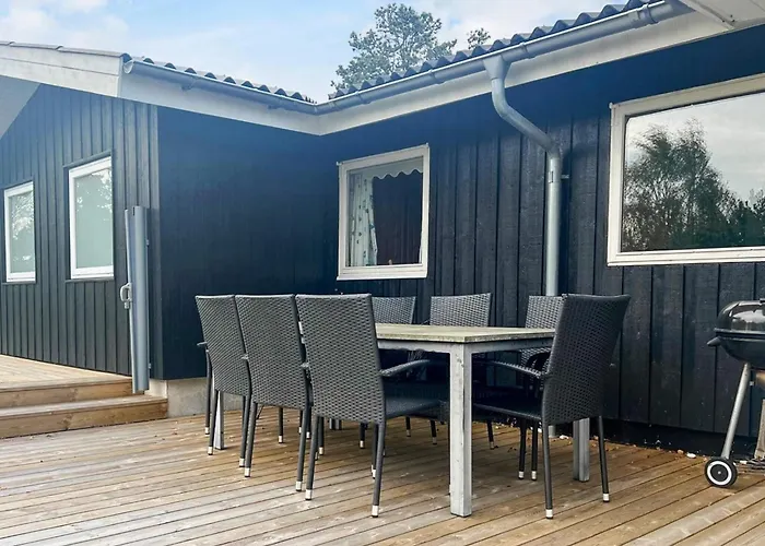8 Person In Sæby